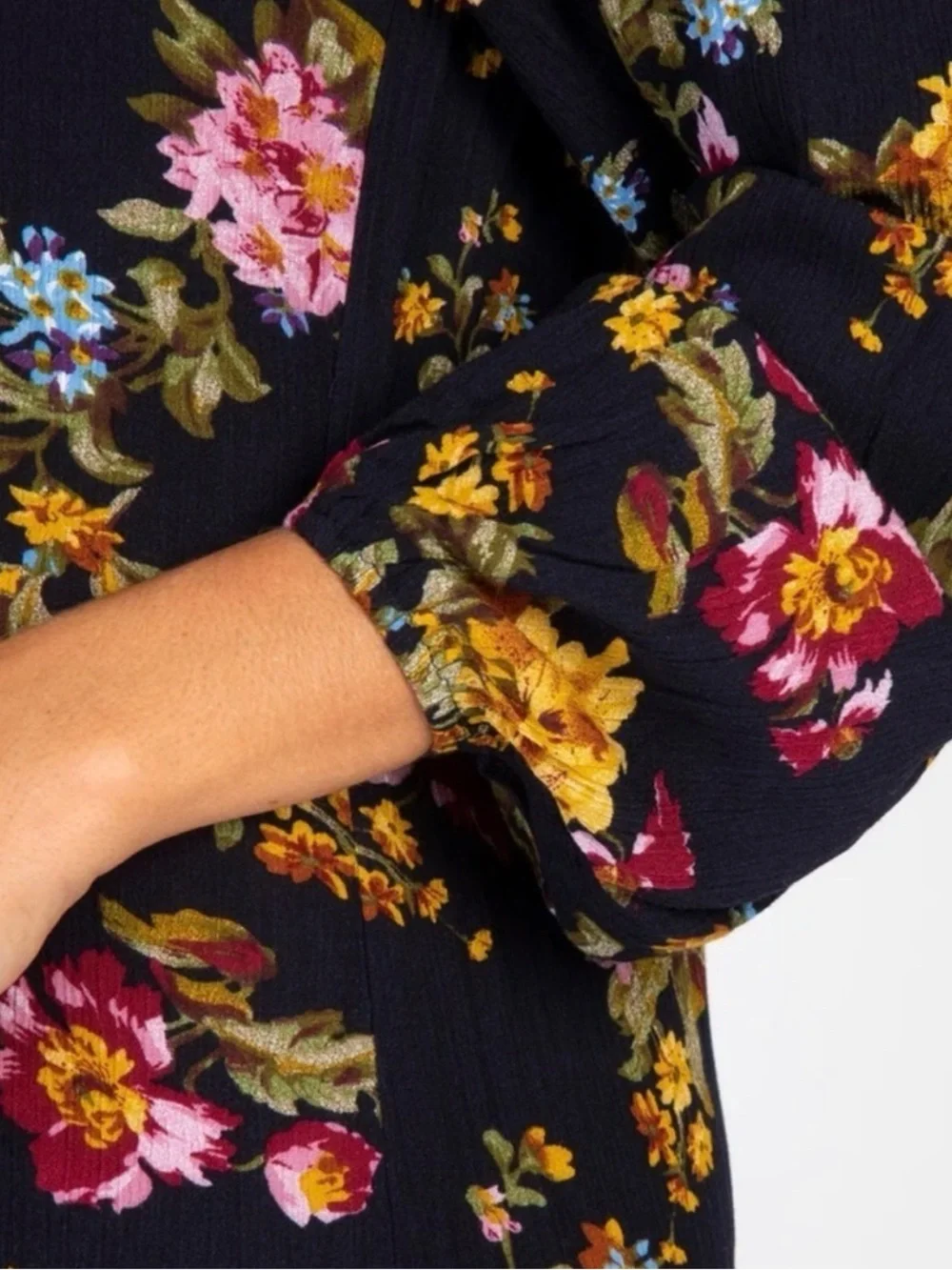 Natural Life Black Floral Rowen Side Slit Midi Dress Size Large - Picture 2 of 7